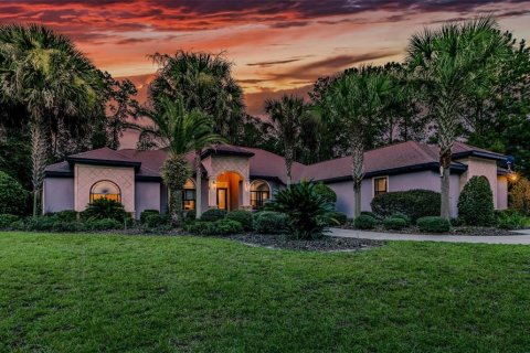 Casa en Gainesville, Florida 4 dormitorios, 363.34 m2 № 2304714