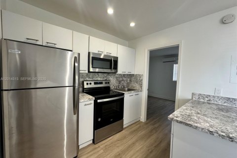 Appartement à louer à Fort Lauderdale, Floride: 1 chambre № 2076496 - photo 3