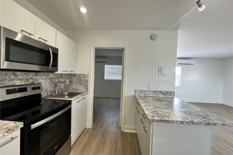 Appartement à louer à Fort Lauderdale, Floride: 1 chambre № 2076496 - photo 4