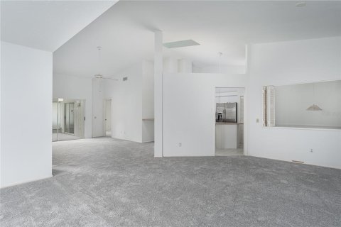 Villa ou maison à vendre à Bradenton, Floride: 2 chambres, 202.16 m2 № 1865875 - photo 4