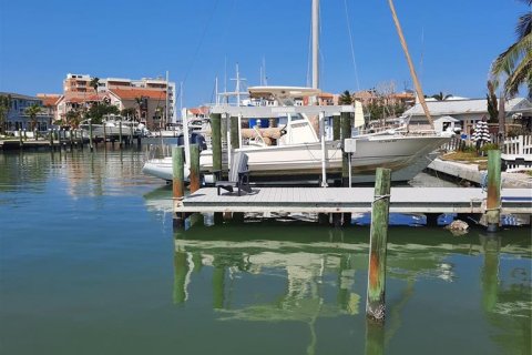 Casa en venta en Madeira Beach, Florida, 2 dormitorios, 117.43 m2 № 1687175 - foto 6