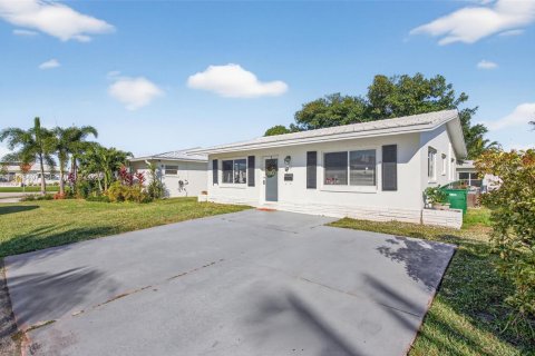 Купить виллу или дом в Тамарак, Флорида 2 спальни, 80.27м2, № 1994435 - фото 3