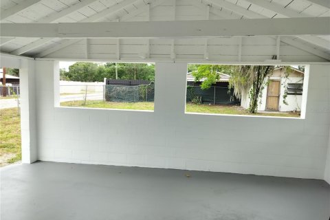 House in Lakeland, Florida 2 bedrooms, 100.89 sq.m. № 2210619 - photo 16