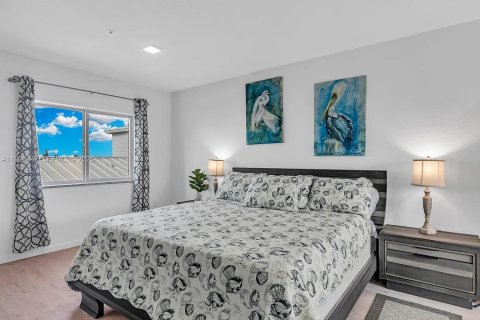 Condo in Marathon, Florida, 1 bedroom  № 2076772 - photo 7