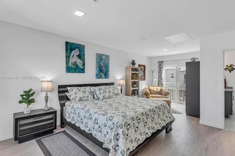 Condo in Marathon, Florida, 1 bedroom  № 2076772 - photo 6