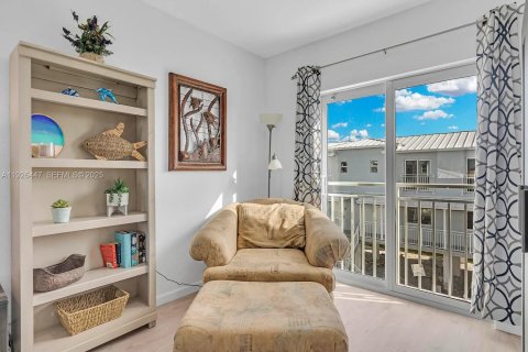 Condo in Marathon, Florida, 1 bedroom  № 2076772 - photo 15