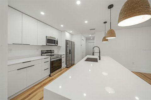 Villa ou maison à vendre à Port Charlotte, Floride: 3 chambres, 141.3 m2 № 2237399 - photo 6