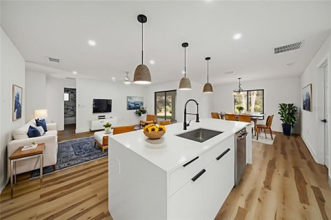 Villa ou maison à vendre à Port Charlotte, Floride: 3 chambres, 141.3 m2 № 2237399 - photo 4