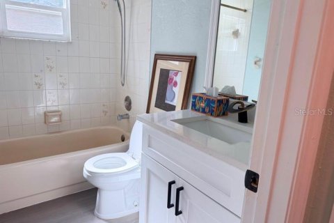 Casa en venta en Land O' Lakes, Florida, 3 dormitorios, 132.29 m2 № 2150623 - foto 21