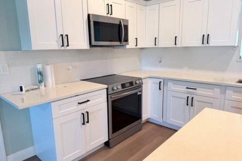 Casa en venta en Land O' Lakes, Florida, 3 dormitorios, 132.29 m2 № 2150623 - foto 13