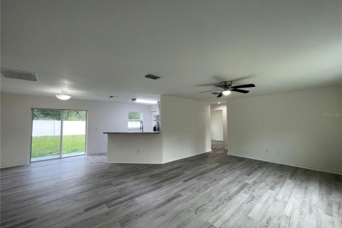 House in Ocala, Florida 3 bedrooms, 125.88 sq.m. № 2259285 - photo 4