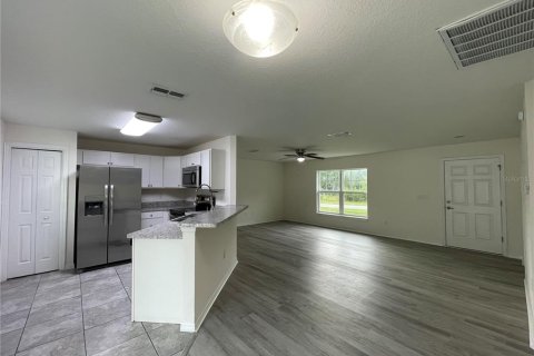 House in Ocala, Florida 3 bedrooms, 125.88 sq.m. № 2259285 - photo 8