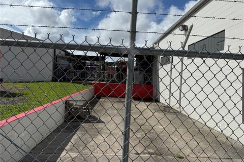 Immobilier commercial à vendre à Tampa, Floride: 668.9 m2 № 2362548 - photo 7