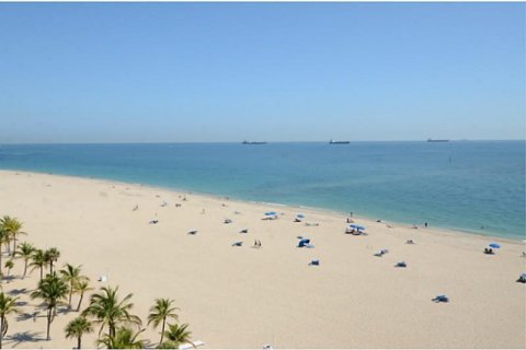 Copropriété à louer à Fort Lauderdale, Floride: 2 chambres, 186.08 m2 № 2182842 - photo 18