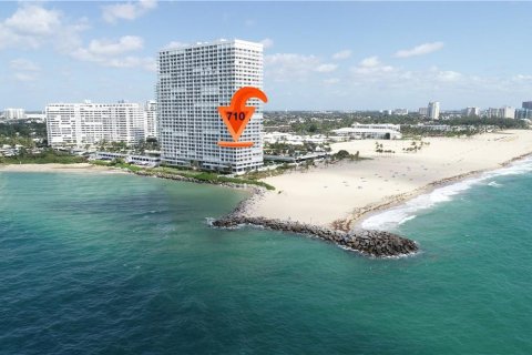 Condominio en Fort Lauderdale, Florida, 2 dormitorios № 2182842