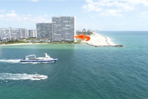 Copropriété à louer à Fort Lauderdale, Floride: 2 chambres, 186.08 m2 № 2182842 - photo 2