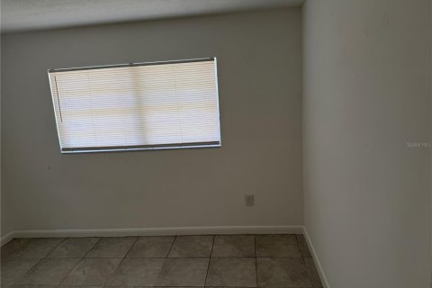 Casa en alquiler en Okeechobee, Florida, 3 dormitorios, 80.27 m2 № 2224820 - foto 2