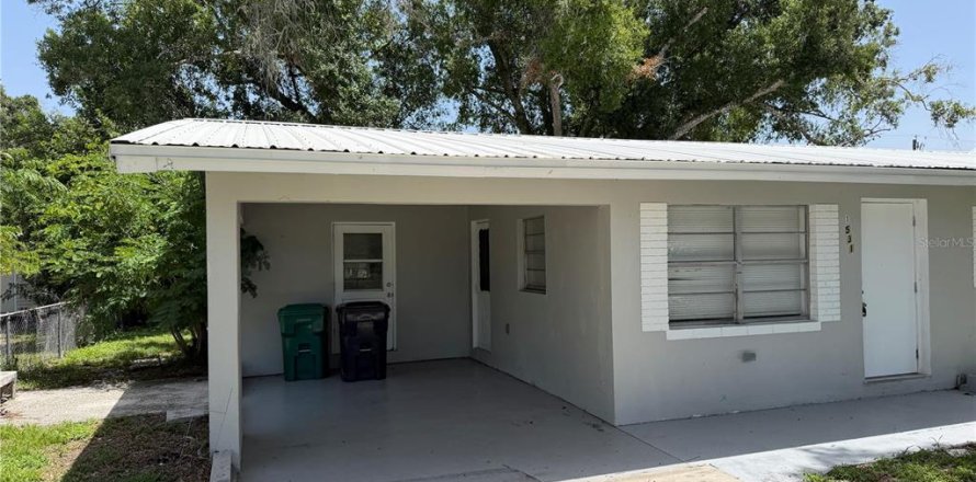 Casa en Okeechobee, Florida 3 dormitorios, 80.27 m2 № 2224820