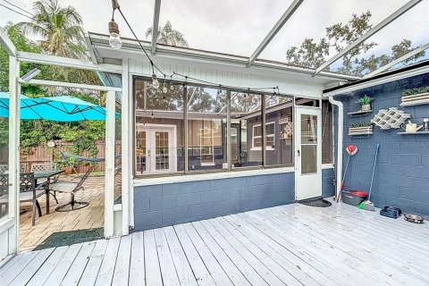 Casa en alquiler en Saint Petersburg, Florida, 3 dormitorios, 135.82 m2 № 1916218 - foto 21