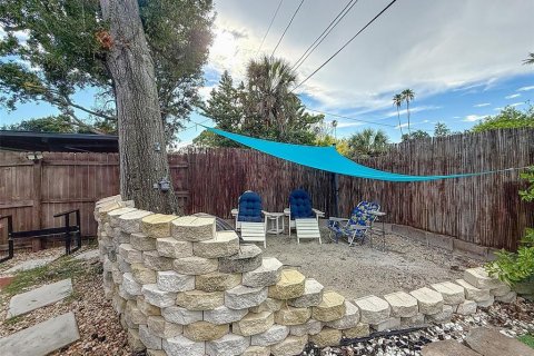 Casa en alquiler en Saint Petersburg, Florida, 3 dormitorios, 135.82 m2 № 1916218 - foto 24