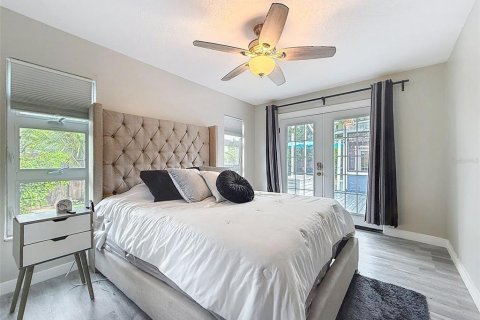 Casa en alquiler en Saint Petersburg, Florida, 3 dormitorios, 135.82 m2 № 1916218 - foto 10