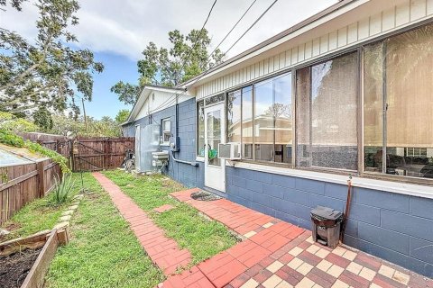 Casa en alquiler en Saint Petersburg, Florida, 3 dormitorios, 135.82 m2 № 1916218 - foto 26