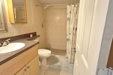 Condo in Stuart, Florida, 2 bedrooms  № 2187534 - photo 27