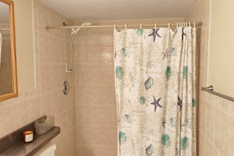 Condo in Stuart, Florida, 2 bedrooms  № 2187534 - photo 22