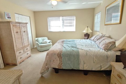 Condo in Stuart, Florida, 2 bedrooms  № 2187534 - photo 28