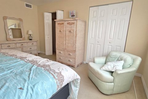Condo in Stuart, Florida, 2 bedrooms  № 2187534 - photo 26