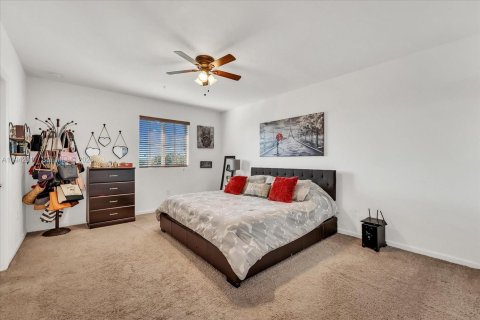 Touwnhouse à louer à Homestead, Floride: 3 chambres, 224.36 m2 № 2062809 - photo 15