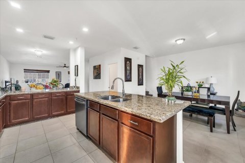 Touwnhouse à louer à Homestead, Floride: 3 chambres, 224.36 m2 № 2062809 - photo 10