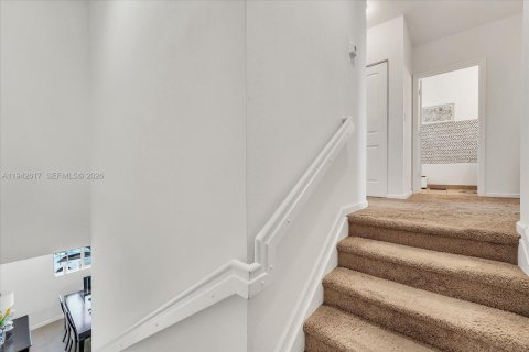 Touwnhouse à louer à Homestead, Floride: 3 chambres, 224.36 m2 № 2062809 - photo 13