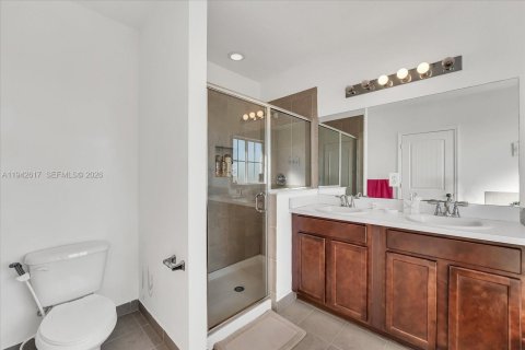 Touwnhouse à louer à Homestead, Floride: 3 chambres, 224.36 m2 № 2062809 - photo 19