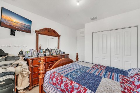 Touwnhouse à louer à Homestead, Floride: 3 chambres, 224.36 m2 № 2062809 - photo 25