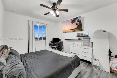 Touwnhouse à louer à Homestead, Floride: 3 chambres, 224.36 m2 № 2062809 - photo 23