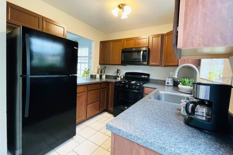 Villa ou maison à louer à Gainesville, Floride: 3 chambres, 120.4 m2 № 2405454 - photo 14