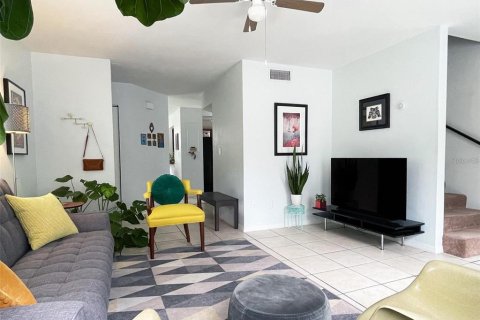 Villa ou maison à louer à Gainesville, Floride: 3 chambres, 120.4 m2 № 2405454 - photo 8