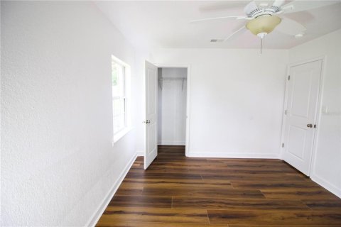 House in Leesburg, Florida 5 bedrooms, 195.84 sq.m. № 2226599 - photo 29