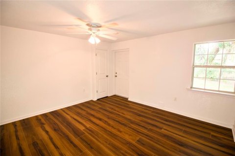 House in Leesburg, Florida 5 bedrooms, 195.84 sq.m. № 2226599 - photo 19
