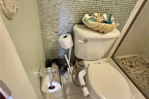 Снять в аренду кондоминиум в Гудзон, Флорида 5 комнат, 88.26м2, № 2103218 - фото 17