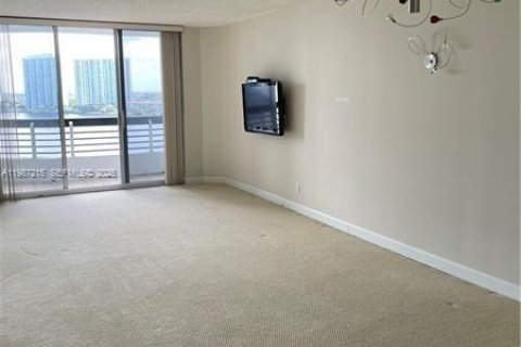 Купить кондоминиум в Авентура, Флорида 1 спальня, 69.96м2, № 2046645 - фото 4