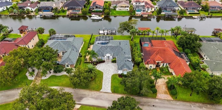 Villa ou maison à Palm Coast, Floride 5 chambres, 335.38 m2 № 2408170