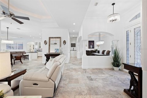 Villa ou maison à vendre à Palm Coast, Floride: 5 chambres, 335.38 m2 № 2408170 - photo 18