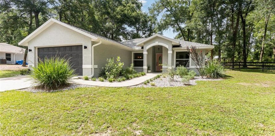 Villa ou maison à Inverness, Floride 3 chambres, 121.42 m2 № 1826739