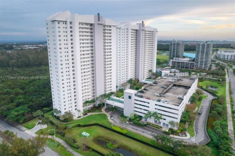 Condo à North Miami, Floride, 3 chambres  № 2016189