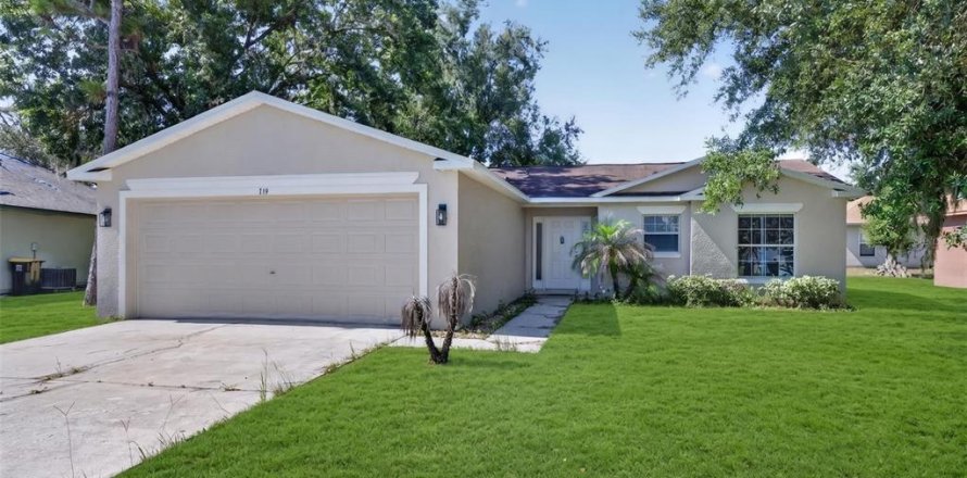 Casa en Poinciana, Florida 3 dormitorios, 114.83 m2 № 2199084