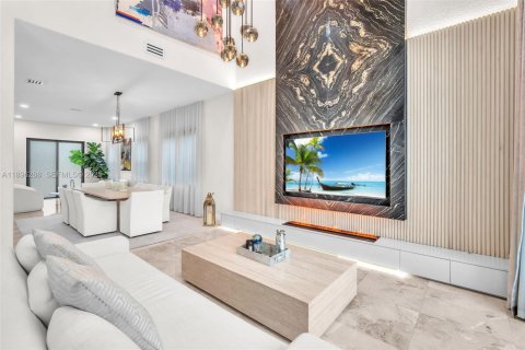 Снять в аренду виллу или дом в Мирамар, Флорида 5 спален, 305.18м2, № 1992483 - фото 16