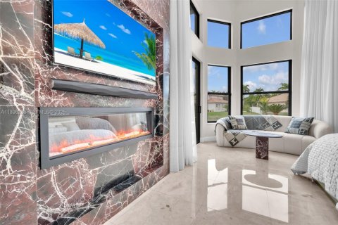 Снять в аренду виллу или дом в Мирамар, Флорида 5 спален, 305.18м2, № 1992483 - фото 21