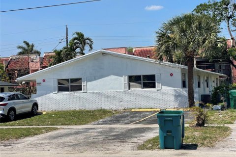 Immobilier commercial à Lauderhill, Floride 209.96 m2 № 2084662
